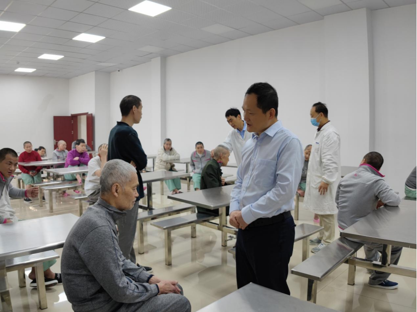 关心站内受助人员生活情况